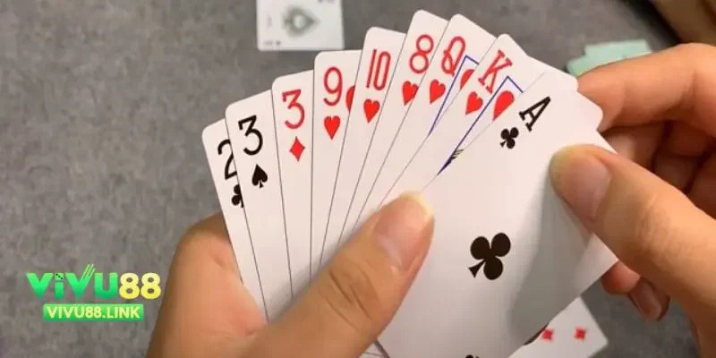 Game bài chặt heo là gì?
