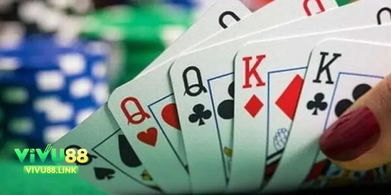 Game bài phỏm ăn tiền là gì?